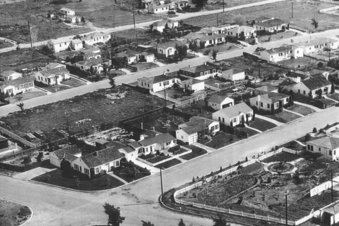 1943: A Growing Neighborhood at Napier & Denver